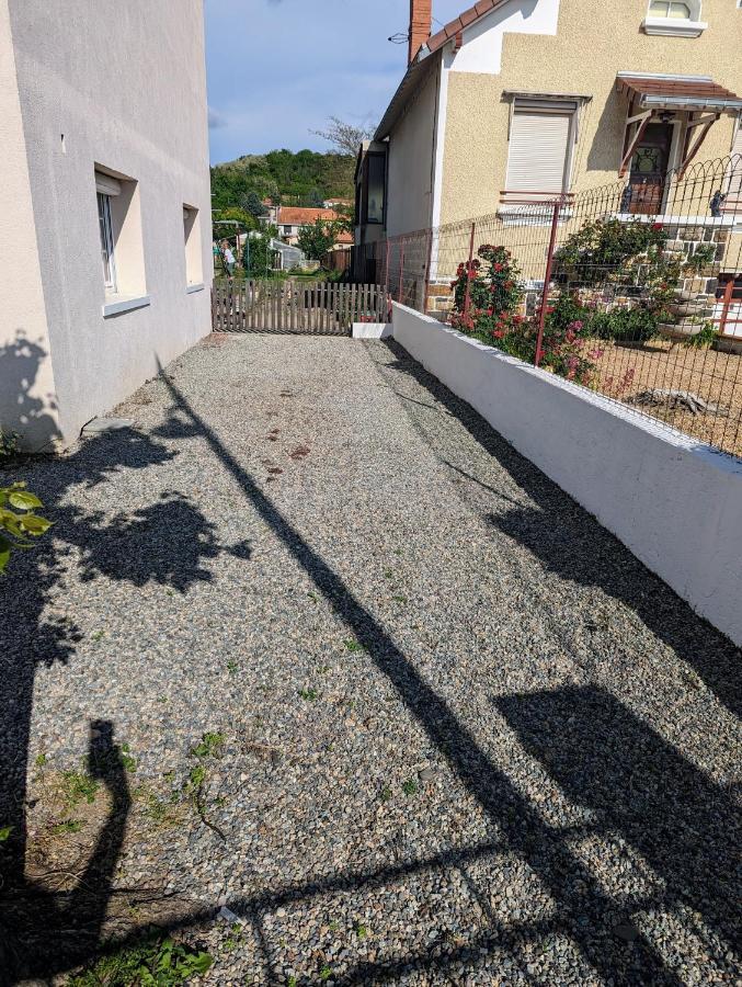 Studio 26 Vic-le-Comte Luaran gambar